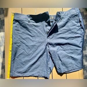 🔥⛳️Under Armour ISO-Chill Golf/Casual Flat Front Shorts. Men Sz:40. Navy Blue.